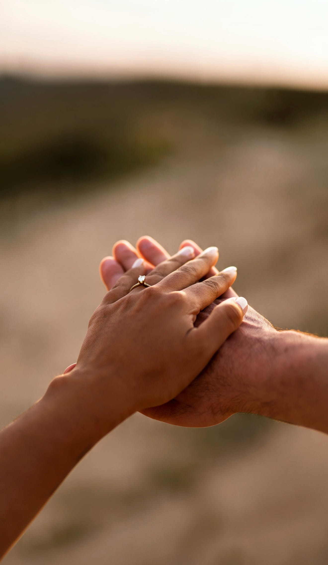 Siempre de tu mano